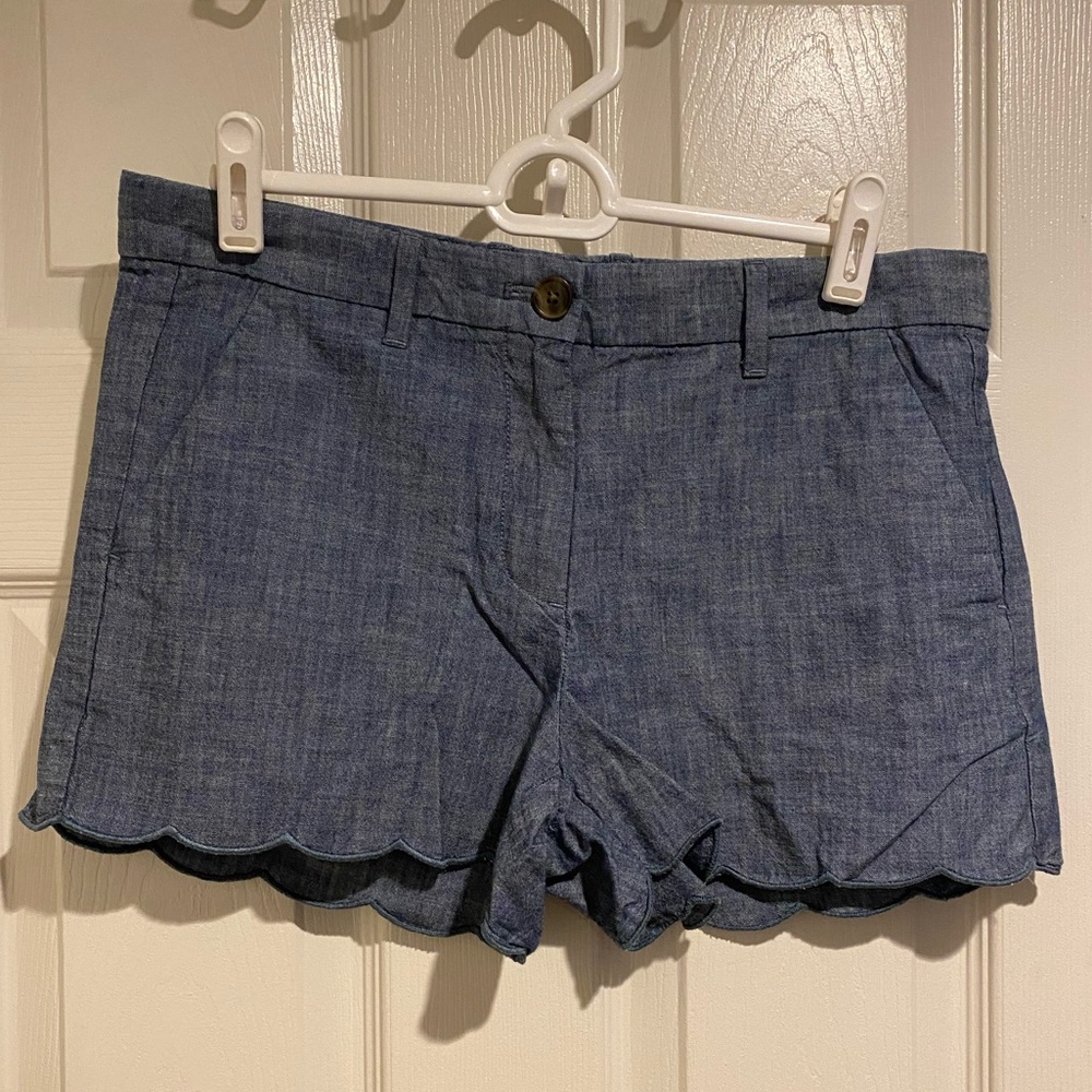 GAP shorts